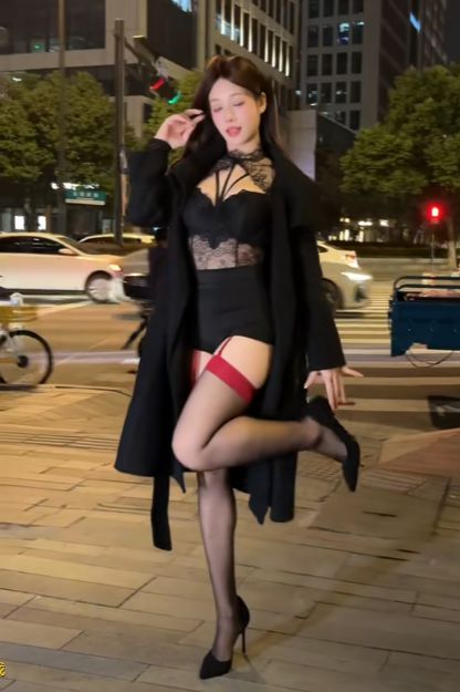 管晨辰评论区手撕对方回应不耻反荣必一运动前体操运动员下海做擦边！(图2)